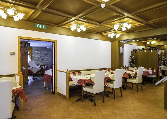 Hotel Chalet Pineta Canazei